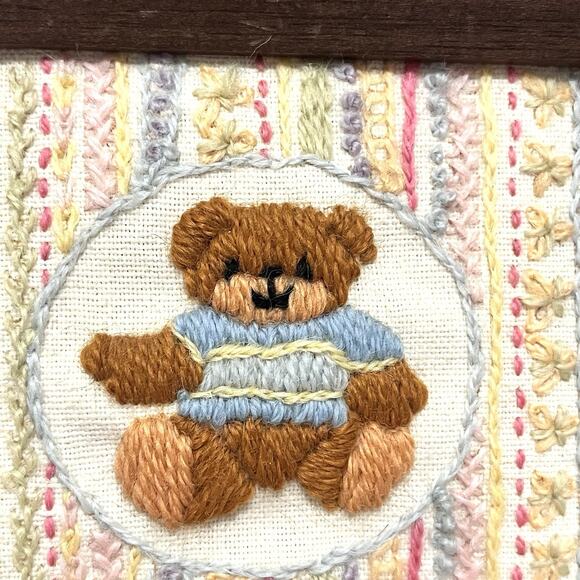 Vintage 1980s Sunset Designs Framed Embroidery Teddy Bears Boy/Girl Nursery Set - Picture 3 of 11
